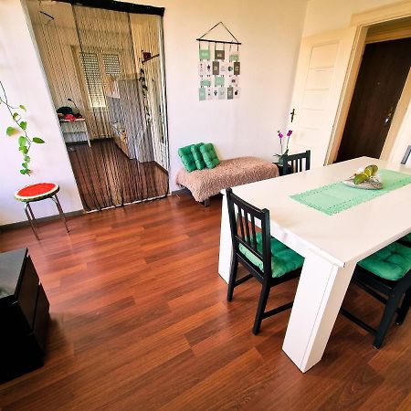 Nice Room 4 Minutes From Basel Shared Apartment Saint-Louis  Exterior foto